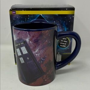 Doctor Who Hidden Tardis 12 Oz Mug